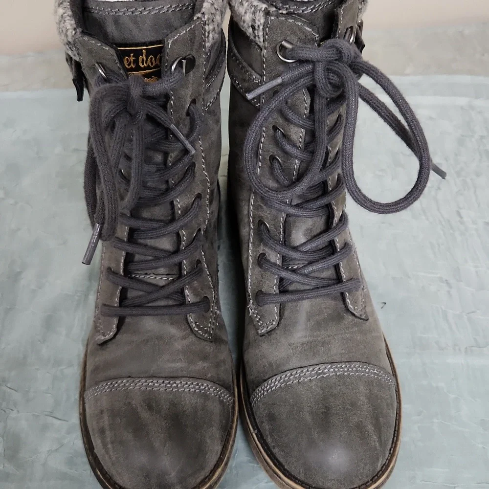 Rocket Dog Thunder Gray Leather Boots women's Size 11 - Picture 3 of 11